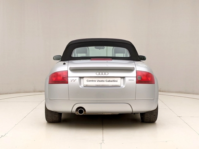 img-4 Audi TT Audi U1283016