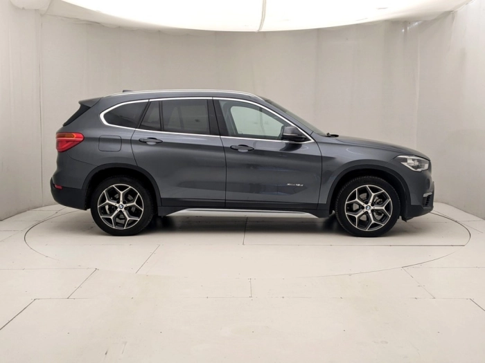 img-2 BMW X1 BMW U1281771