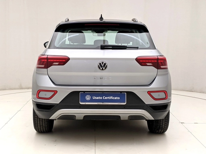 img-4 Volkswagen T-Roc Volkswagen U1281942