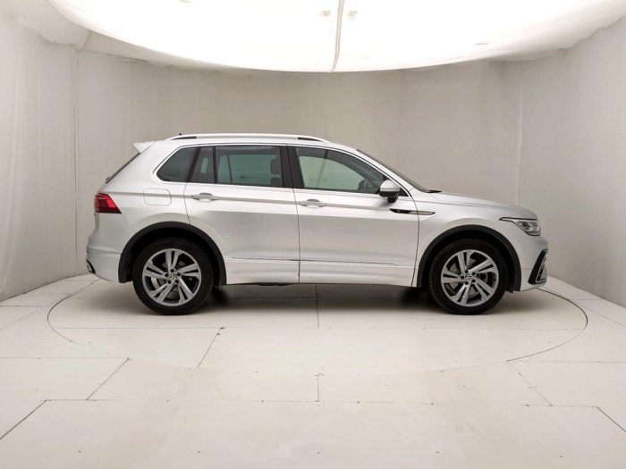 img-2 Volkswagen Tiguan Volkswagen U1282118