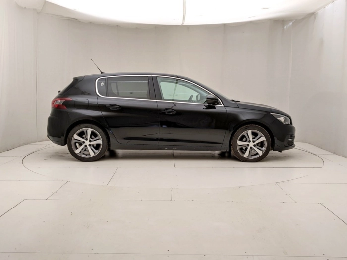 img-2 Peugeot 308 Peugeot U1282125