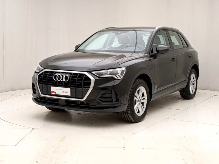 img-0 Audi Q3 Audi N1242285