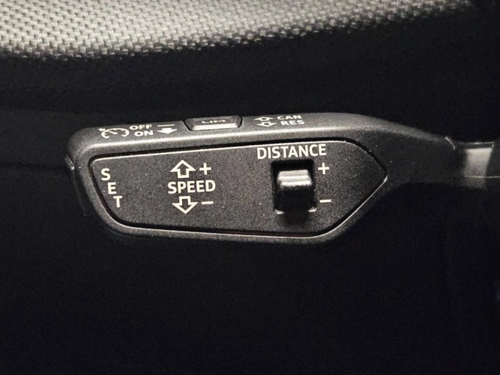 Audi Audi A3 Sedan  TDI  2,0    L4  110      DSG MY 25