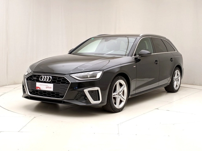 img-0 Audi A4 Audi U1282371