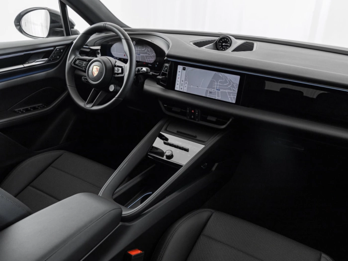 img-3 Porsche MACAN Porsche N1246207