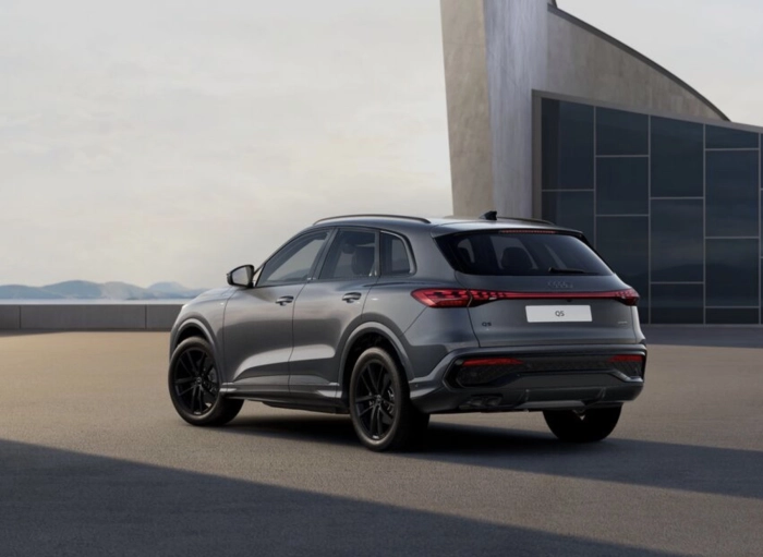 img-2 Audi Q5 Audi N1246744