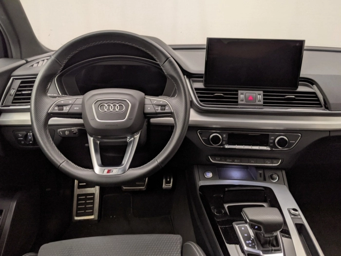 img-3 Audi Q5 Audi U1282364