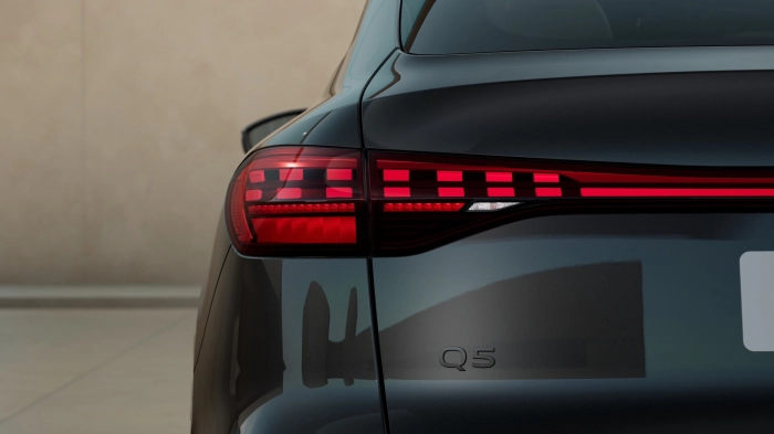 img-4 Audi Q5 Audi N1247863