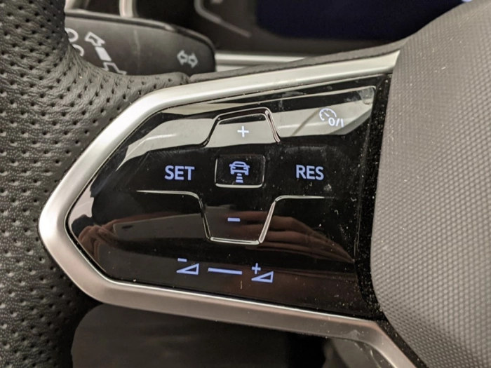 Volkswagen T-Roc T-Roc 1.0 TSI R-Line
