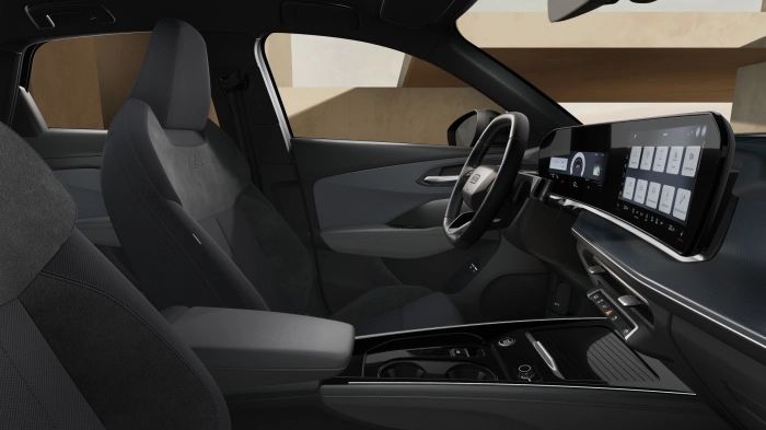 Audi Q3 Q3 Sb    PHEV1,5  L4200    DSG