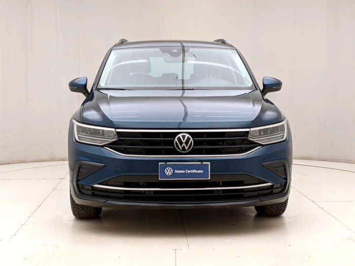 img-1 Volkswagen Tiguan Volkswagen U1283511