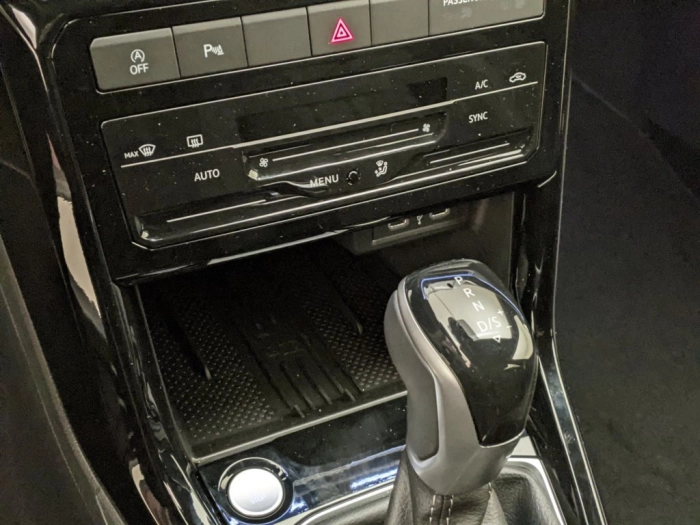 Volkswagen T-Cross T-CROSS 1.0 TSI R-LINE  115 CV DSG MY 26