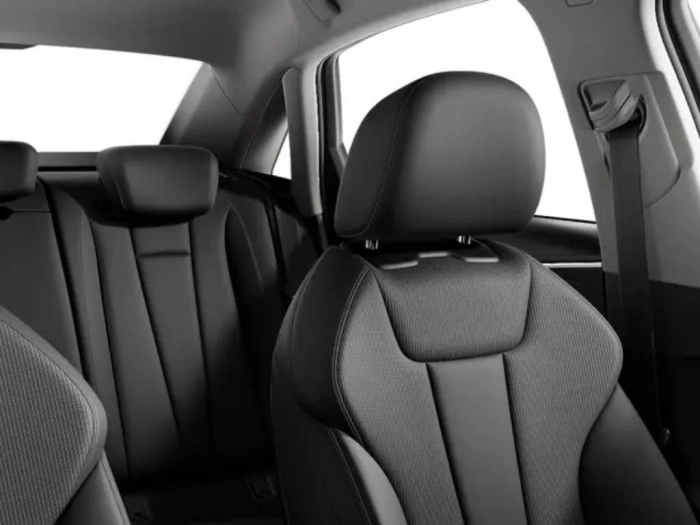 img-4 Audi A4 Audi N1241974