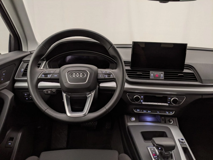 img-3 Audi Q5 Audi U1280083