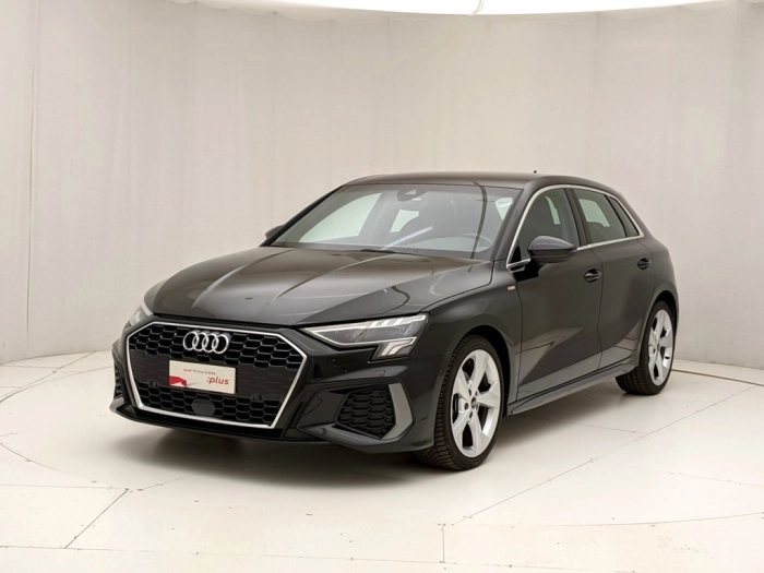 img-0 Audi A3 Audi U1279686