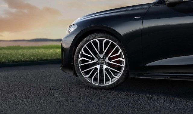 Audi A5 Audi A5 Avant S line edition e-hybrid quattro 220 kW S tronic