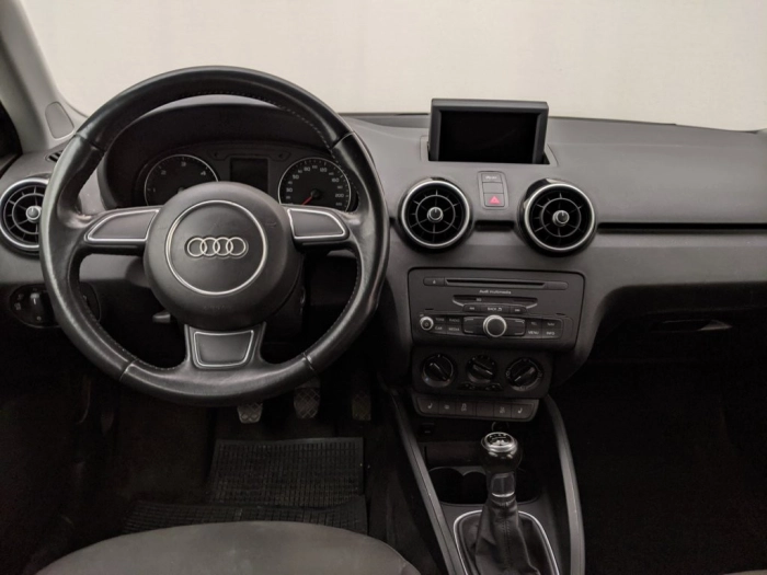 Audi A1/S1 A1 SPB 1.6 TDI S line edition