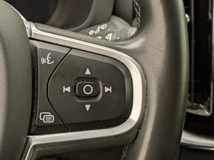 Volvo XC60 XC60 B4 (d) AWD Geartronic Momentum