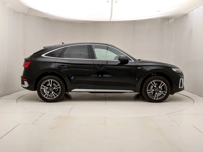 img-2 Audi Q5 Audi U1282683