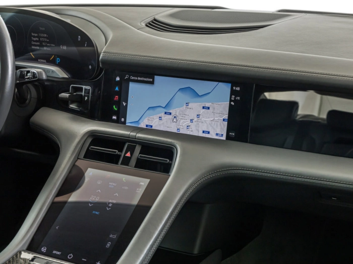 Porsche Taycan Taycan