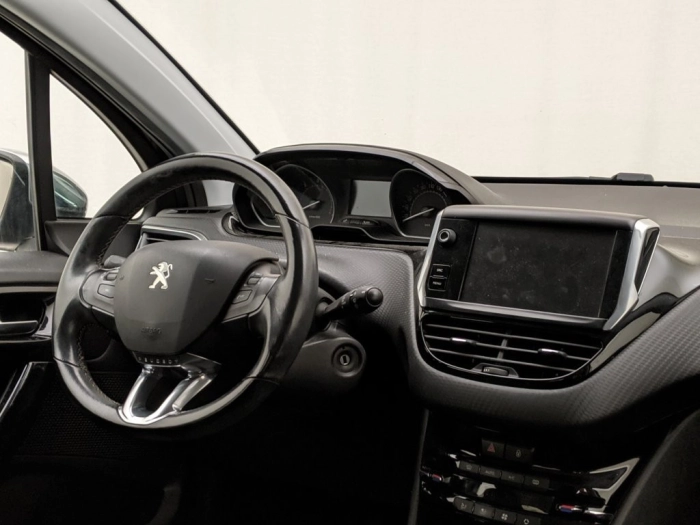 Peugeot 208 BlueHDi 75 5 porte Allure