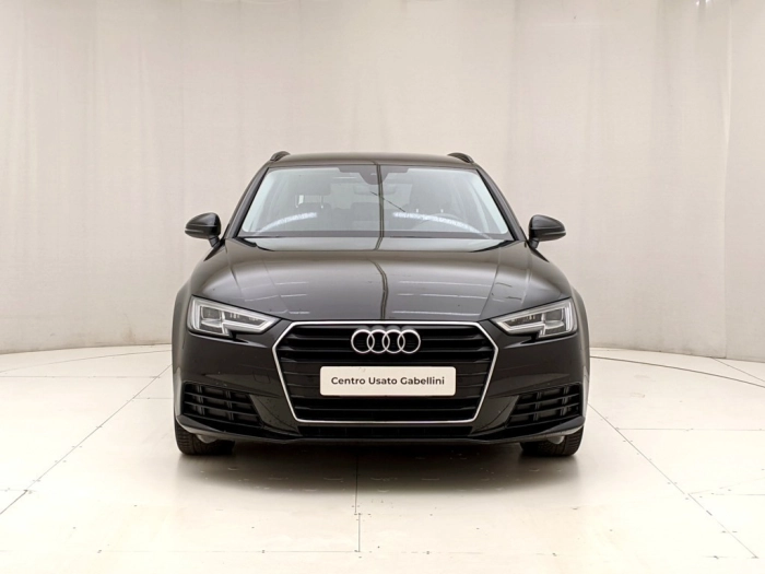 img-1 Audi A4 Audi U1282309