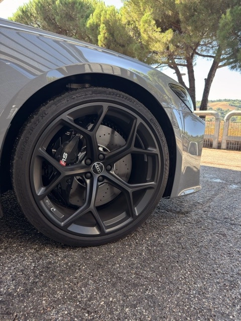 Audi A6 RS6 Avant q  4,0  V8463    A8 MY 25