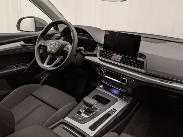img-2 Audi Q5 Audi U1280083