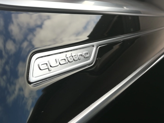 Audi A6 A6 40 2.0 TDI quattro ultra S tronic Business Sport