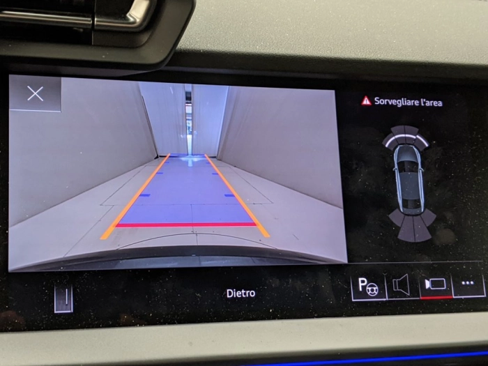 Audi Audi A3 Sedan  TDI  2,0    L4  110      DSG