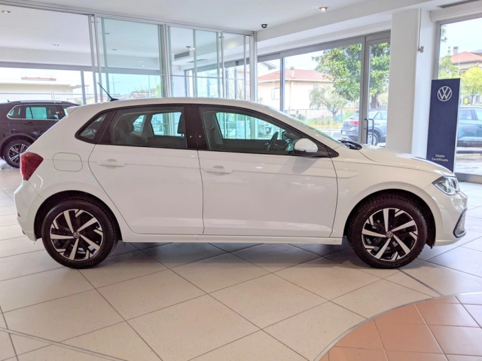 img-2 Volkswagen Polo Volkswagen U1283158