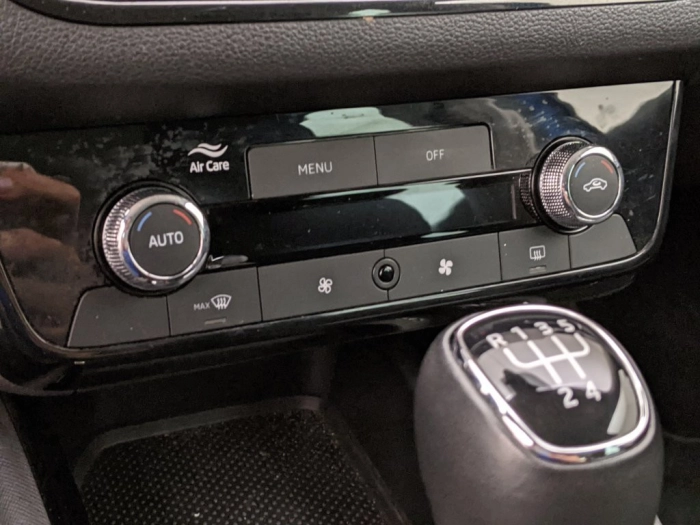Skoda Kamiq Kamiq 1.0 TSI Black Dots