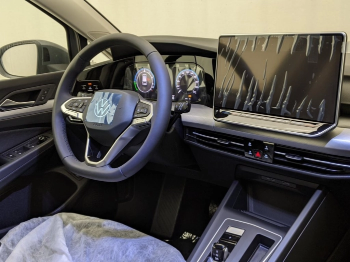 Volkswagen Nuova GOLF 1,5     LIFE P 110 TSID6A MY 25