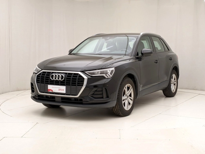 img-0 Audi Q3 Audi U1281576