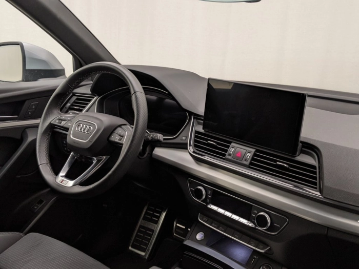 img-2 Audi Q5 Audi U1282364