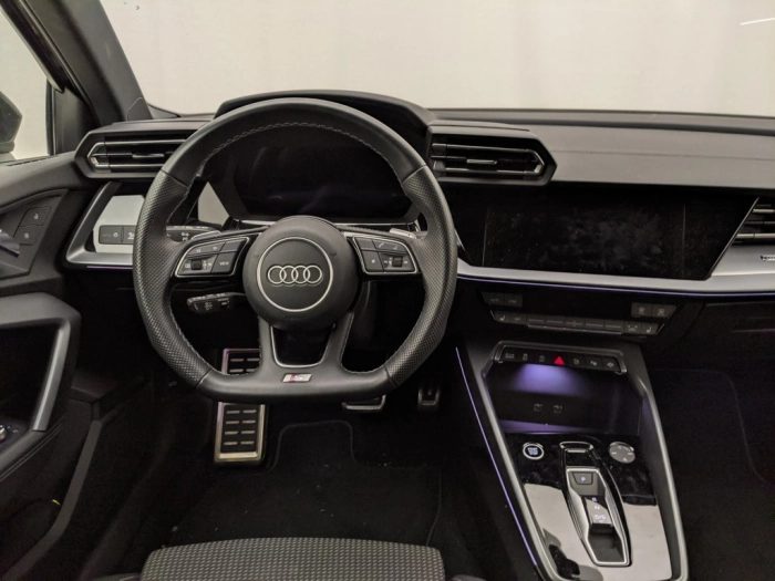 Audi Audi A3 Sedan  TDI  2,0    L4  110      DSG