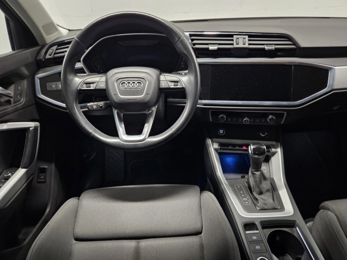 img-3 Audi Q3 Audi U1281449