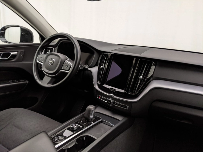 Volvo XC60 XC60 B4 (d) AWD Geartronic Momentum