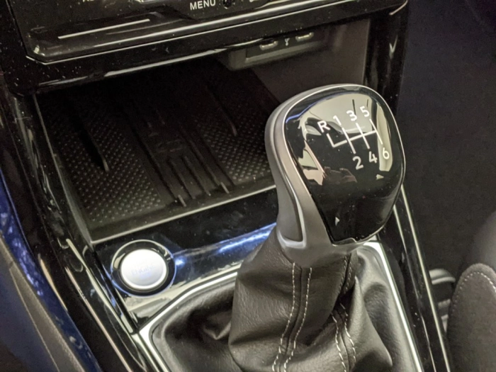 Volkswagen T-Cross T-CROSS 1.0 TSI R-LINE 115CV MY 25