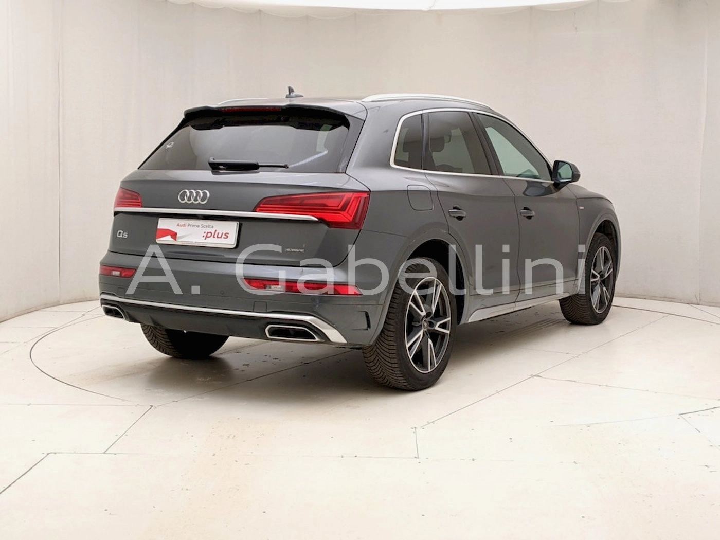 img-3 Audi Q5 Audi U1283867