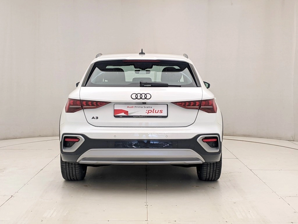 img-4 Audi A3 Audi N1247386