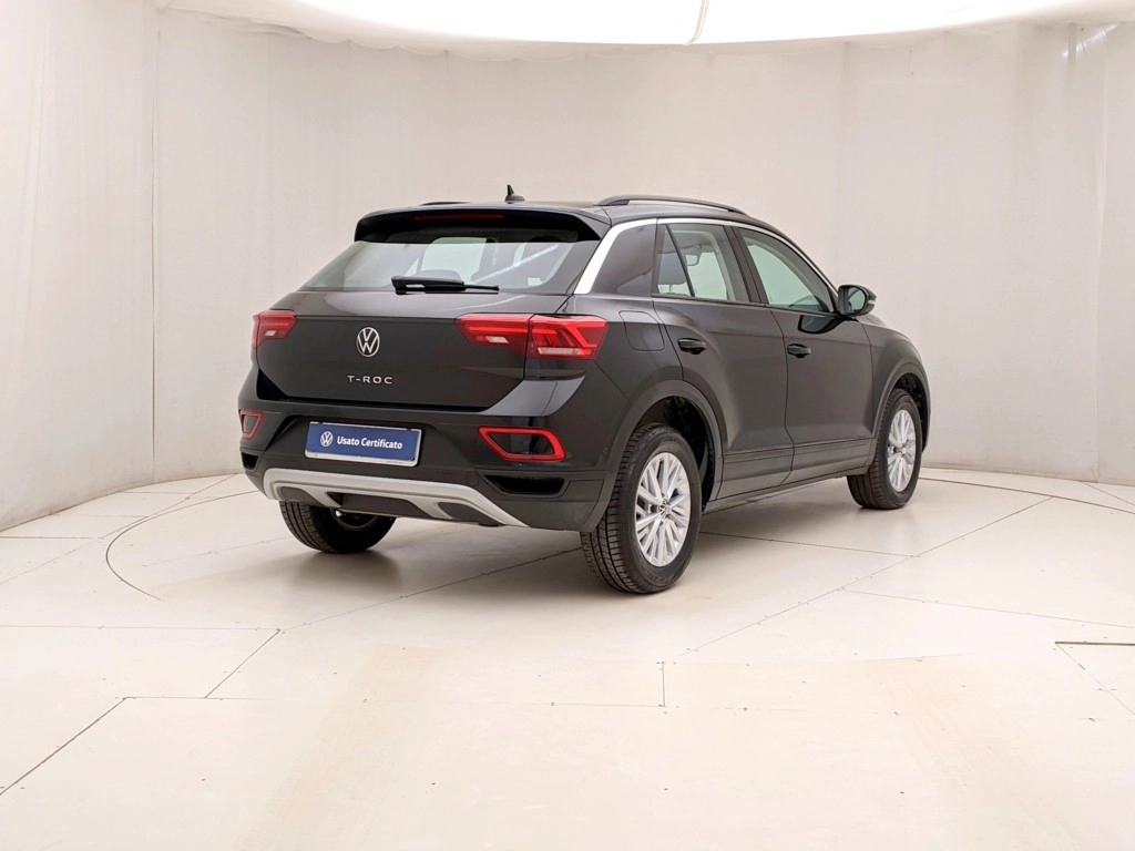 img-3 Volkswagen T-Roc Volkswagen U1284105