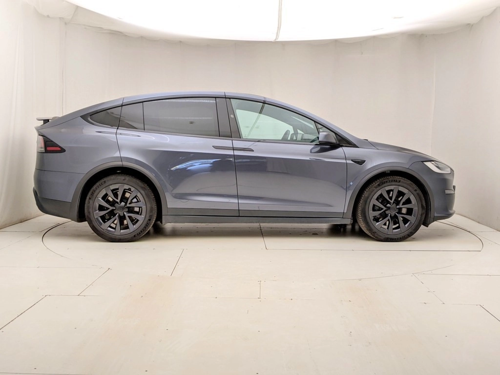 img-2 Tesla Model Tesla U1283453