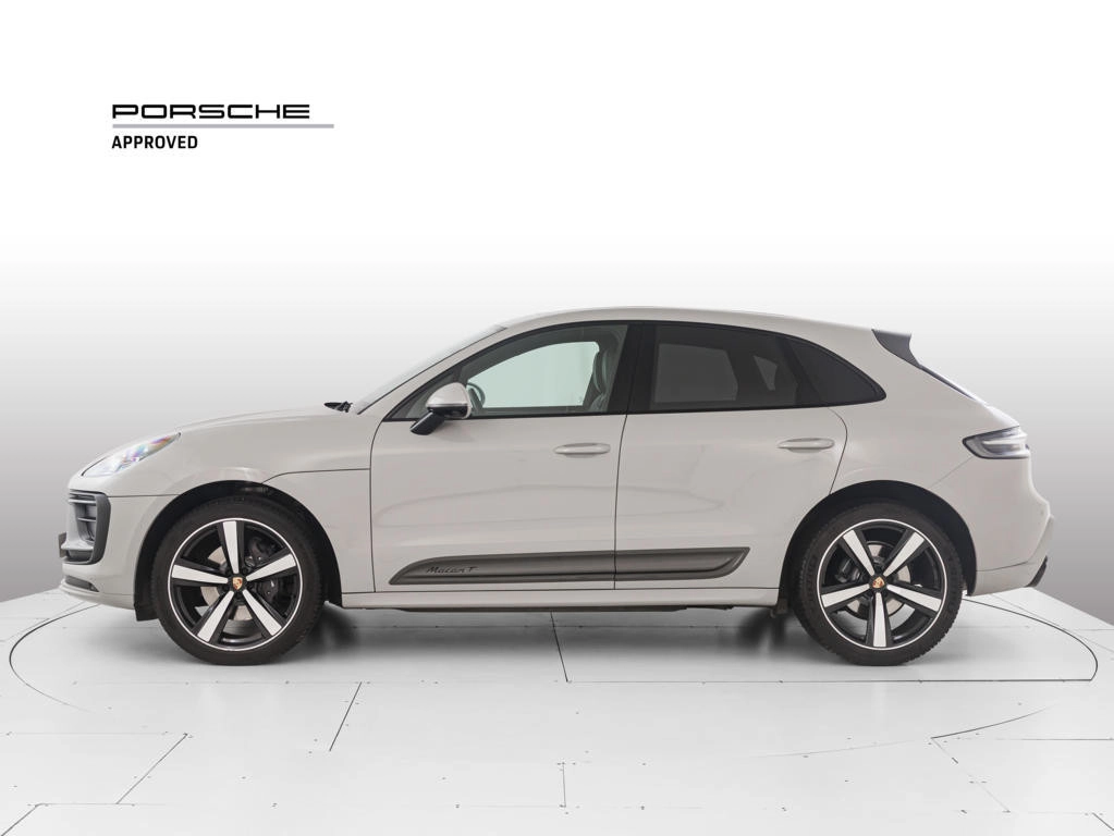 img-2 Porsche Macan Porsche U1282758