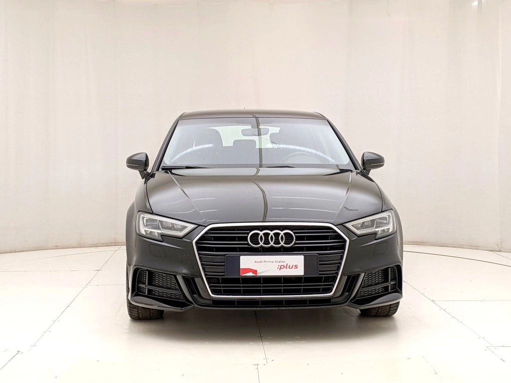 img-1 Audi A3 Audi U1284261