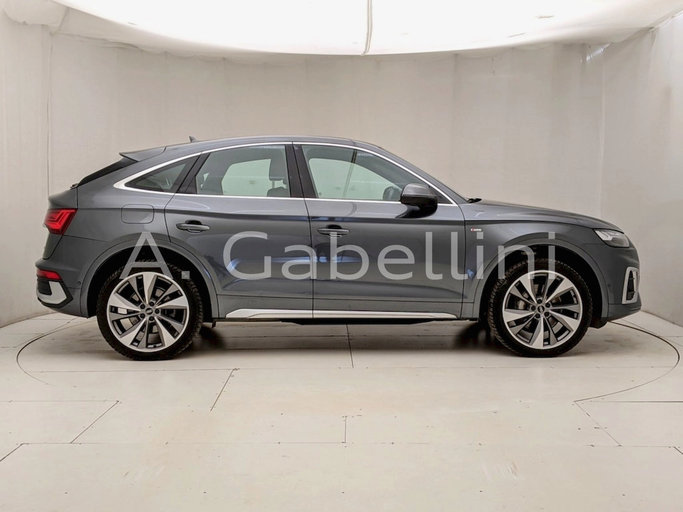 img-2 Audi Q5 Audi U1283422