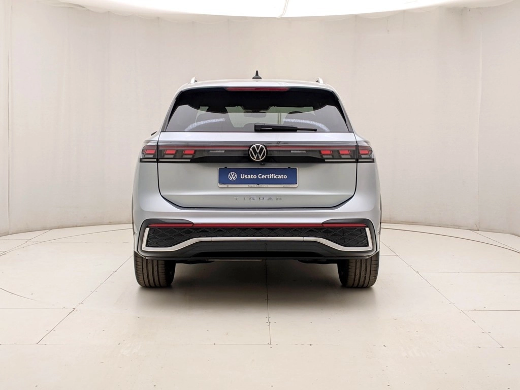 img-4 Volkswagen Tiguan Volkswagen U1283600