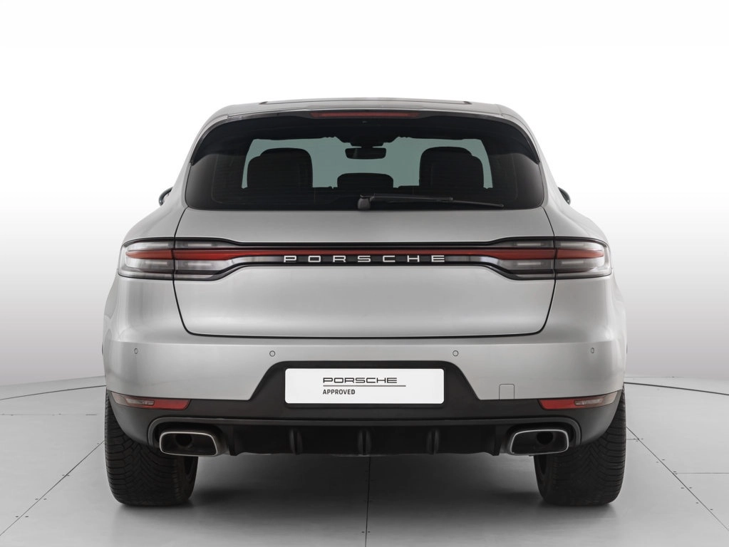 img-3 Porsche Macan Porsche U1283811