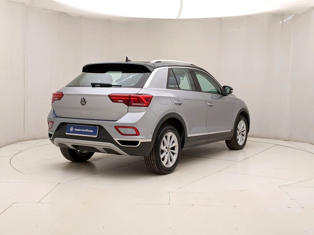 img-3 Volkswagen T-Roc Volkswagen U1283962