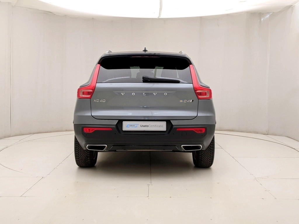 img-4 Volvo XC40 Volvo U1283880